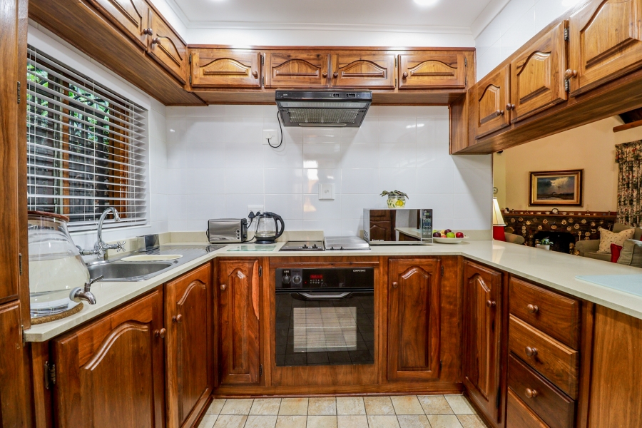 3 Bedroom Property for Sale in Kosmos North West